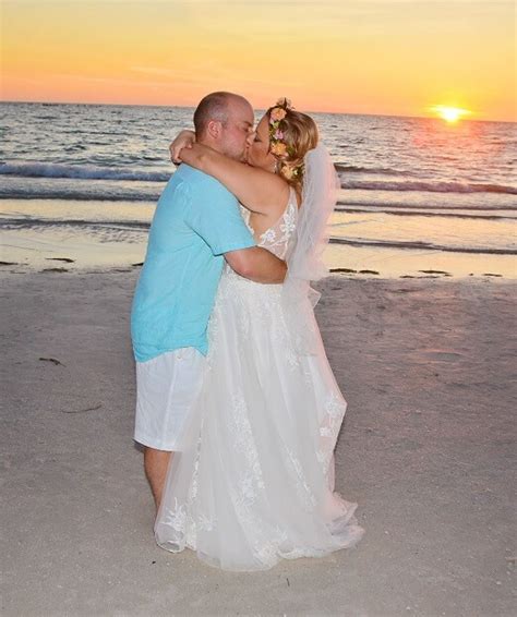 Sunset Beach Weddings | All-inclusive Florida Beach Weddings