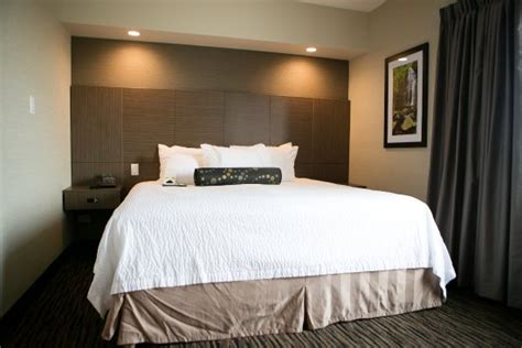 Clarion Hotel & Suites $81 ($̶8̶6̶) - UPDATED 2018 Prices & Reviews - Brandon, Manitoba ...