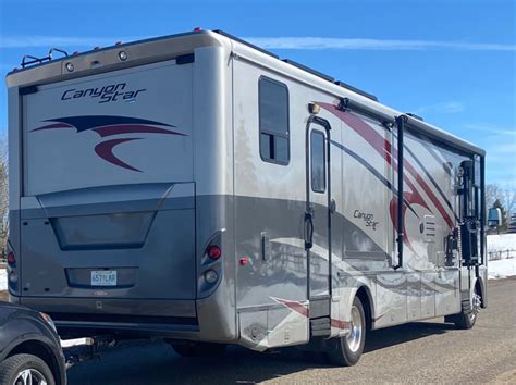 2009 Newmar Canyon Star toy hauler | RVs & Motorhomes | Saskatoon | Kijiji