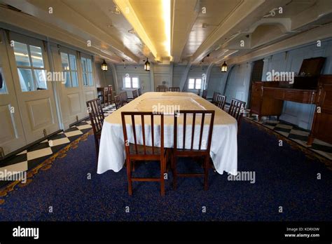 Captain Hardy's cabin on HMS Victory Stock Photo: 163409229 - Alamy