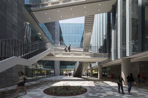 Se inaugura la nueva biblioteca del Tecnológico de Monterrey | ArchDaily en Español