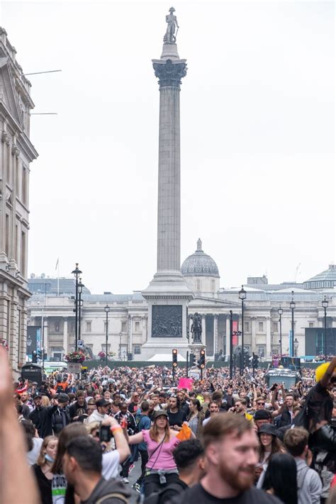 Save Our Scene Gathers Thousands in #FREEDOMTODANCE Protest in London ...