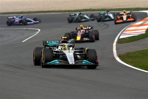 Lewis Hamilton makes very positive prediction despite Mercedes' 2022 ...