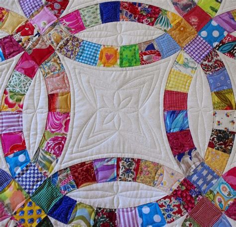 Quilts on Bastings: Double Wedding Ring Quilt