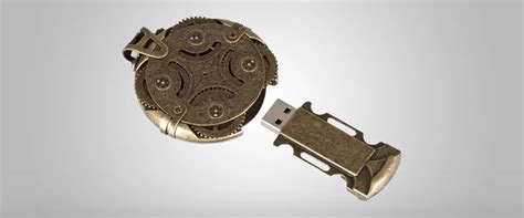 This Cryptex Flash Drive Is a Mechanical Combination Lock For Your Data - Geeky