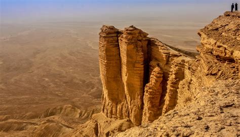 The Seven Natural Wonders of Arabia, Part III: The Edge of the World