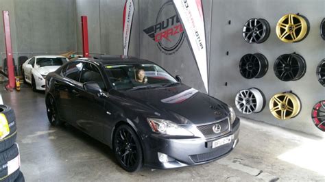 Lexus IS250 Rims | Shop Luxury Lexus IS250 Wheels & Tyre | Autocraze 1800 099 634