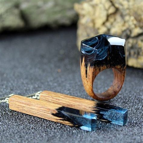 resin and wood jewelry | Wood resin jewelry, Resin jewelry, Wooden jewelry