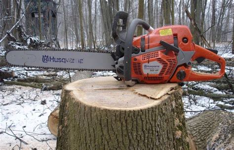 Husqvarna 562xp Review and Guide: Is It Worth Buying? - The Forestry Pros