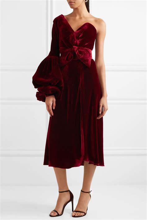 Claret Sabina one-shoulder velvet dress | Johanna Ortiz in 2021 | Dresses, Velvet dress, Formal ...