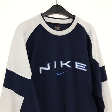 Vintage Nike sweater | Vintage nike sweatshirt, Vintage hoodies, Clothes