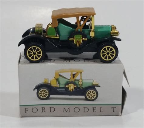 Vintage Reader's Digest High Speed Corgi Ford Model T Mint Green & Gold No. 304 Classic Die Cast ...