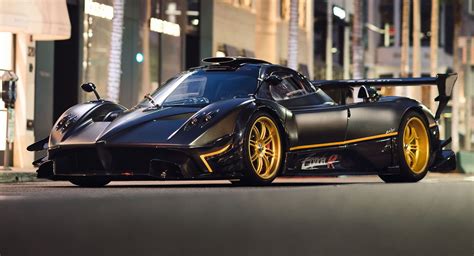 Pagani zonda R, the official car of.... : r/regularcarreviews