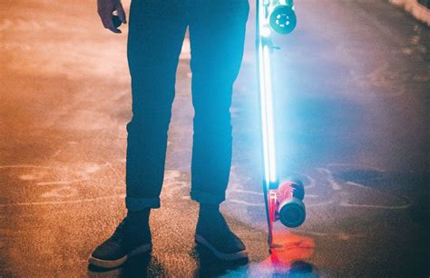 Xiaomi ya tiene su monopatín eléctrico; el Acton Smart Electric Skateboard