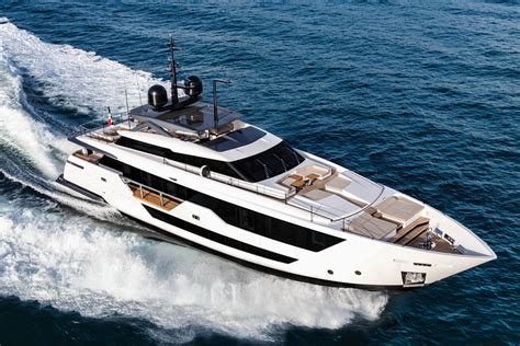 Custom Line 106' - Mega Luxury Yacht | Custom Line