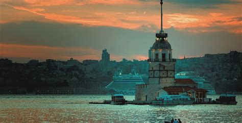 1350x689 istanbul, bosphorus, pier 1350x689 Resolution Wallpaper, HD City 4K Wallpapers, Images ...