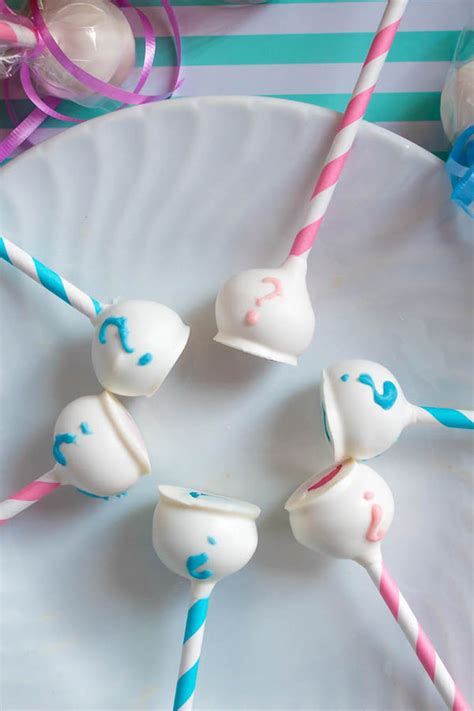 Gender Reveal Cake Pops ~ Recipe | Queenslee Appétit