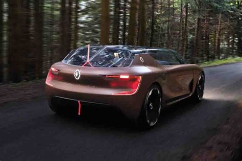 Renault Symbioz Autonomous Concept Unveiled At Frankfurt Motor Show