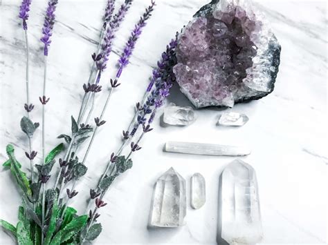 Crystals For Meditation: 7 Tips For An Amazing Experience