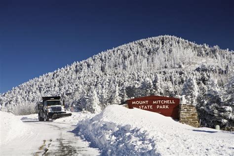 Life at the Top : Frigid temperatures, record snowfall, remarkable ...