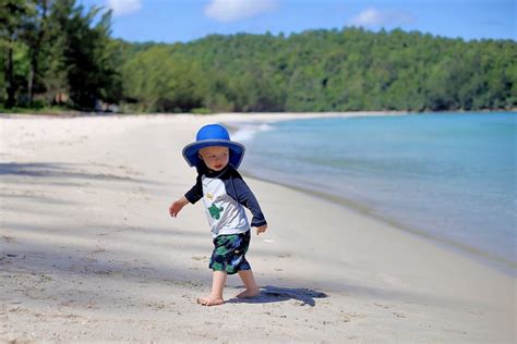 Kudat Secret Beach (Borneo) Day Trip