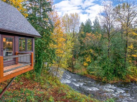 28 Cabins in Washington State to Book for a Perfect Weekend Getaway