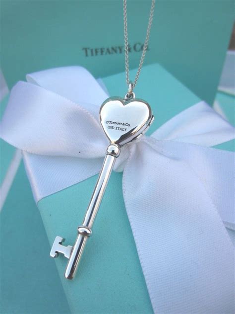 AUTHENTIC Tiffany & Co. RARE Locket Heart Key Necklace 16" (#162A ...