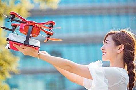 Chinese Baidu Takeaway using drones to send food to hungry customers ...