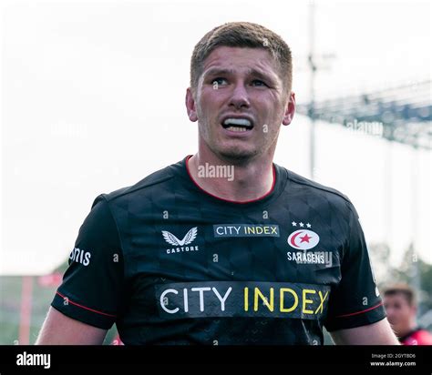 Owen Farrell #10 of Saracens Stock Photo - Alamy