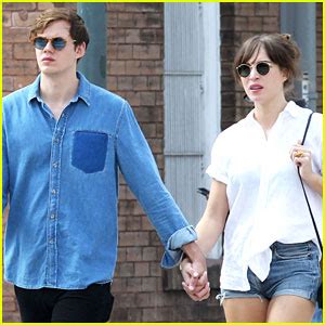 Bill Skarsgard Holds Hands with His Girlfriend in New Orleans | Bill Skarsgard | Just Jared ...