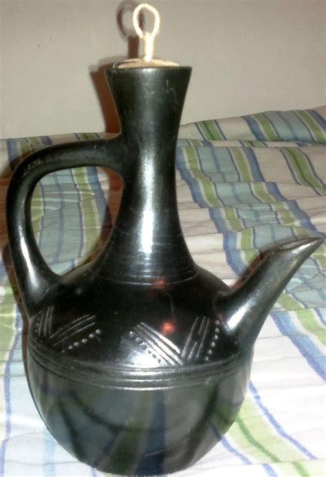 Traditional Ethiopian Hand made clay coffe pot. (ታላቅ ቅናሽ ) 10% Discount