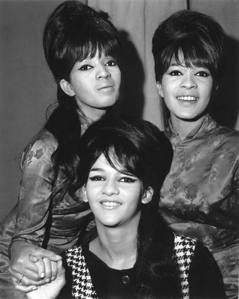 30 Fascinating Vintage Photographs of The Ronettes in the 1960s ~ Vintage Everyday