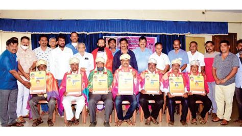 Dr. Vishnuvardhan Seva Awards presented - Star of Mysore