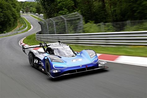 “Electric Race Car of the Year,” VW ID.R Anchor’s Automaker’s All-Electric Racing Plans ...