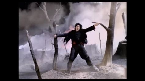 Michael Jackson: Earth Song (1995)