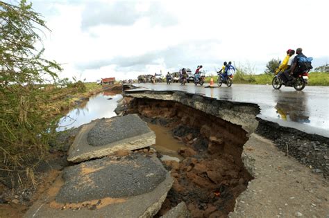 Cyclone Idai death toll rises to over 550 - News - Emirates24|7