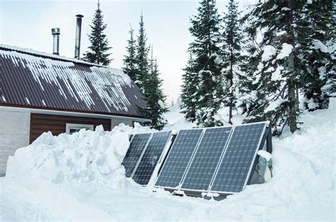 Solar Panel Snow Removal – Mother Earth News