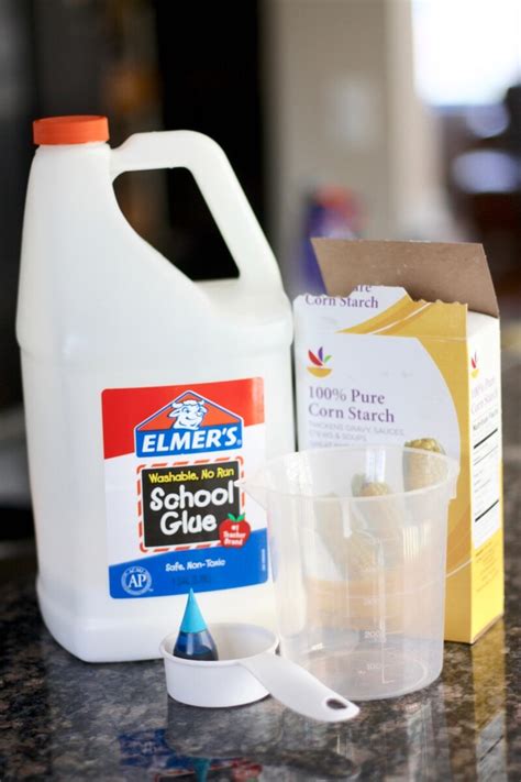 How To Make Slime With Cornstarch - Little Bins for Little Hands