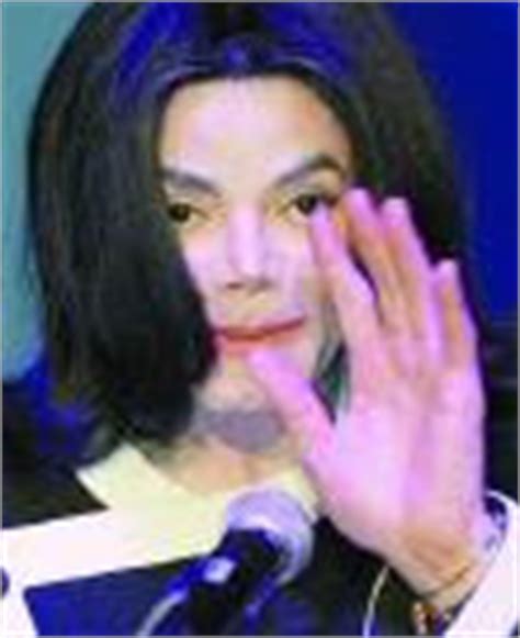 arcsin Hanna: Michael Jackson Prosthetic Nose