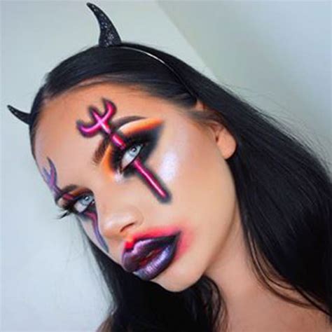 10+ Amazing Neon Face Paint & Makeup Ideas For Halloween 2019 - Idea Halloween