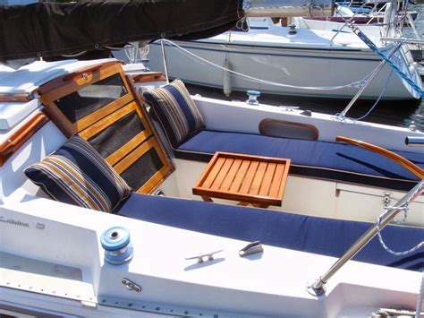 View source image | Sailboat interior, Boat interior, Boat interior design