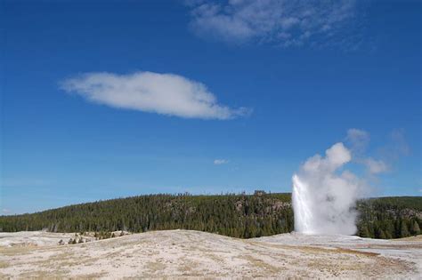 One day Yellowstone tour from Big Sky - Yellowstone Tours