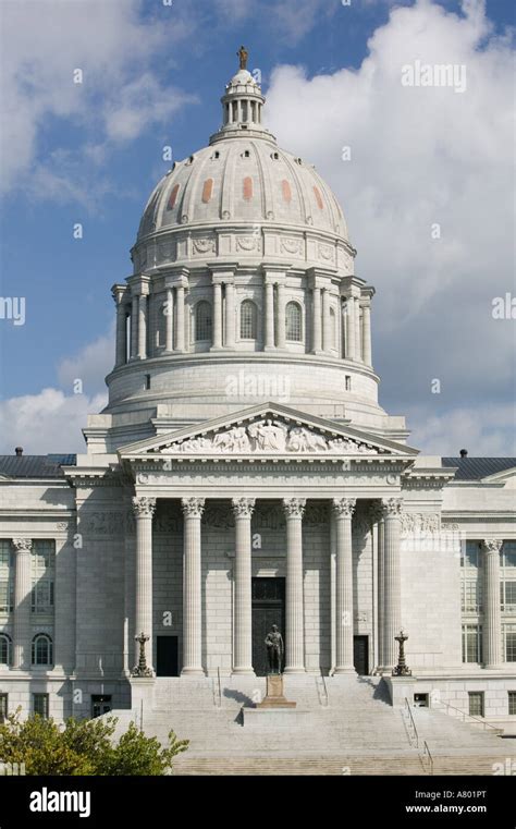 USA, Missouri, Jefferson City: Missouri State Capitol Building Stock ...