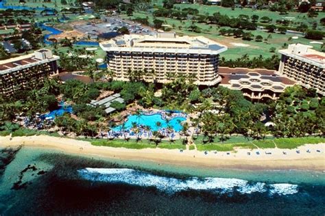 17 Best images about Hyatt Regency Maui on Pinterest | Vanity area ...