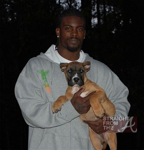 michael_vick_dog - Straight From The A [SFTA] – Atlanta Entertainment Industry Gossip & News