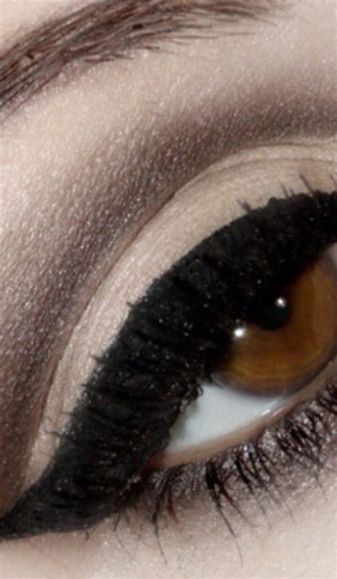 Brown eyes | Cat eye makeup, Makeup gallery, Eye makeup