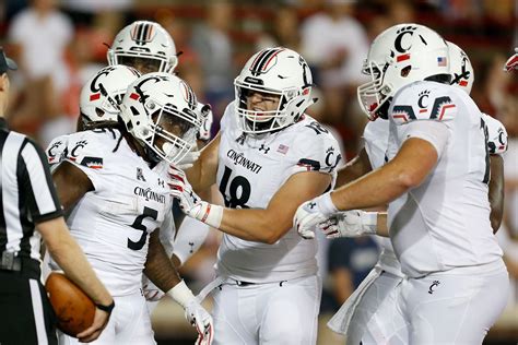 Cincinnati Bearcats unveil updated football uniforms - Uniform Authority