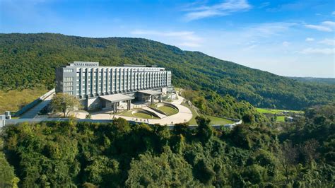 Luxury Hotel in Dehradun | Hyatt Regency Dehradun Resort and Spa