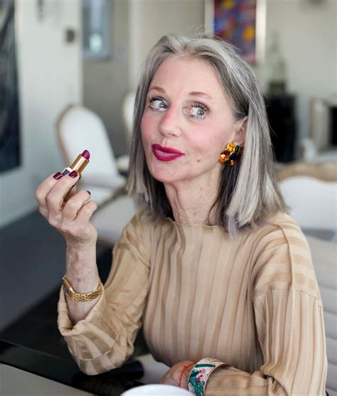 Best Lipstick For Older Women | Lipstutorial.org