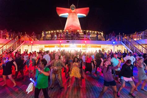 Deck Parties on Carnival Paradise Cruise Ship - Cruise Critic